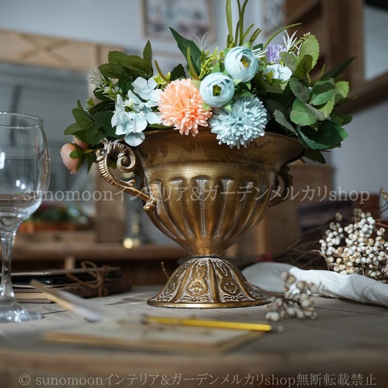 グレイル型 フラワー ベース ヴィンテージ調 杯型 おしゃれ かわいい インテリア 北欧 カントリー ヨーロッパ レトロ調 アンティーク調 花瓶 プランター 鉢 ゴールド