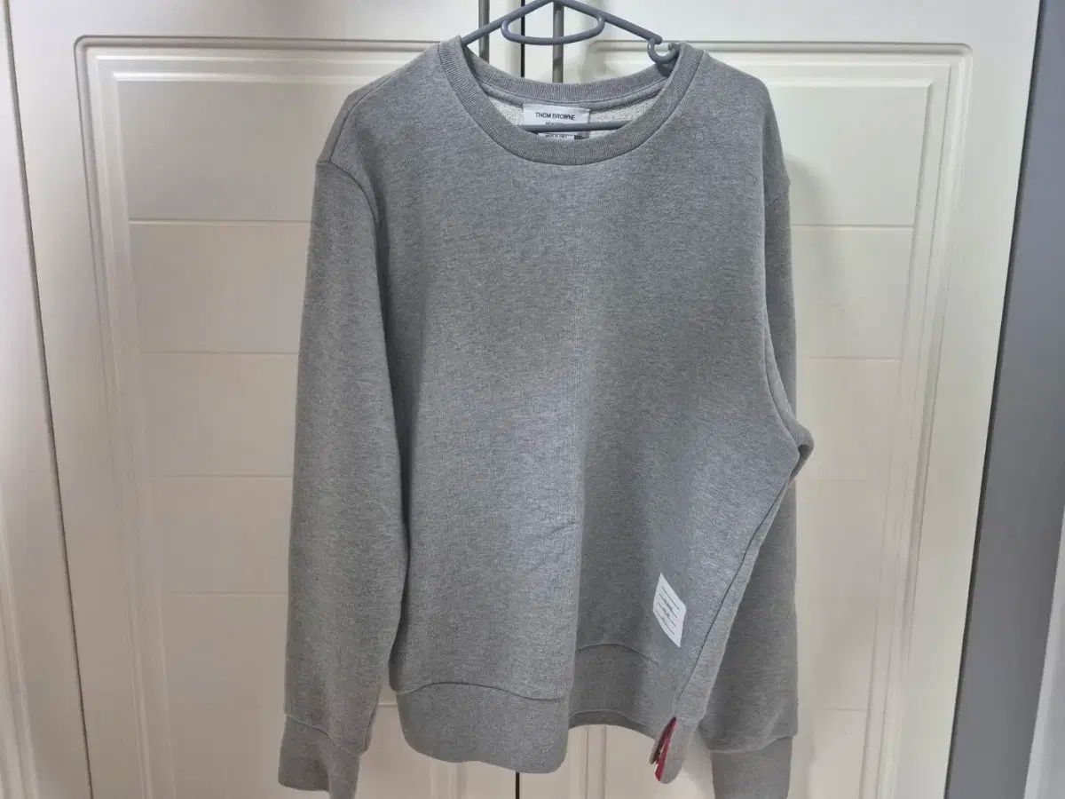 Thom Browne トム ブラウン 白 3本線 パーカー グレー 2 サイズ