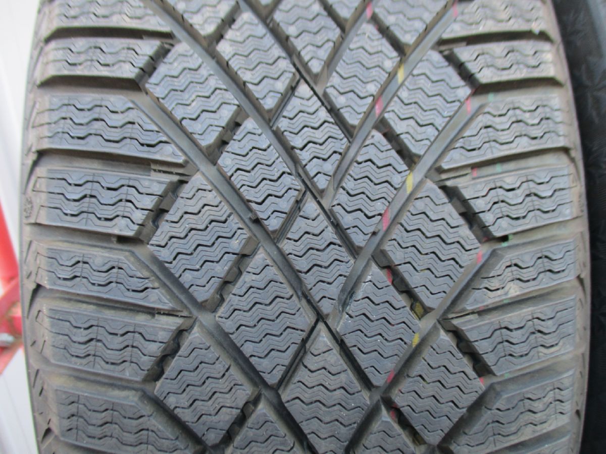 205 50R17 93T コンチネンタル Viking Contact7 2018年製 4本 20661 インボイス領収書発行