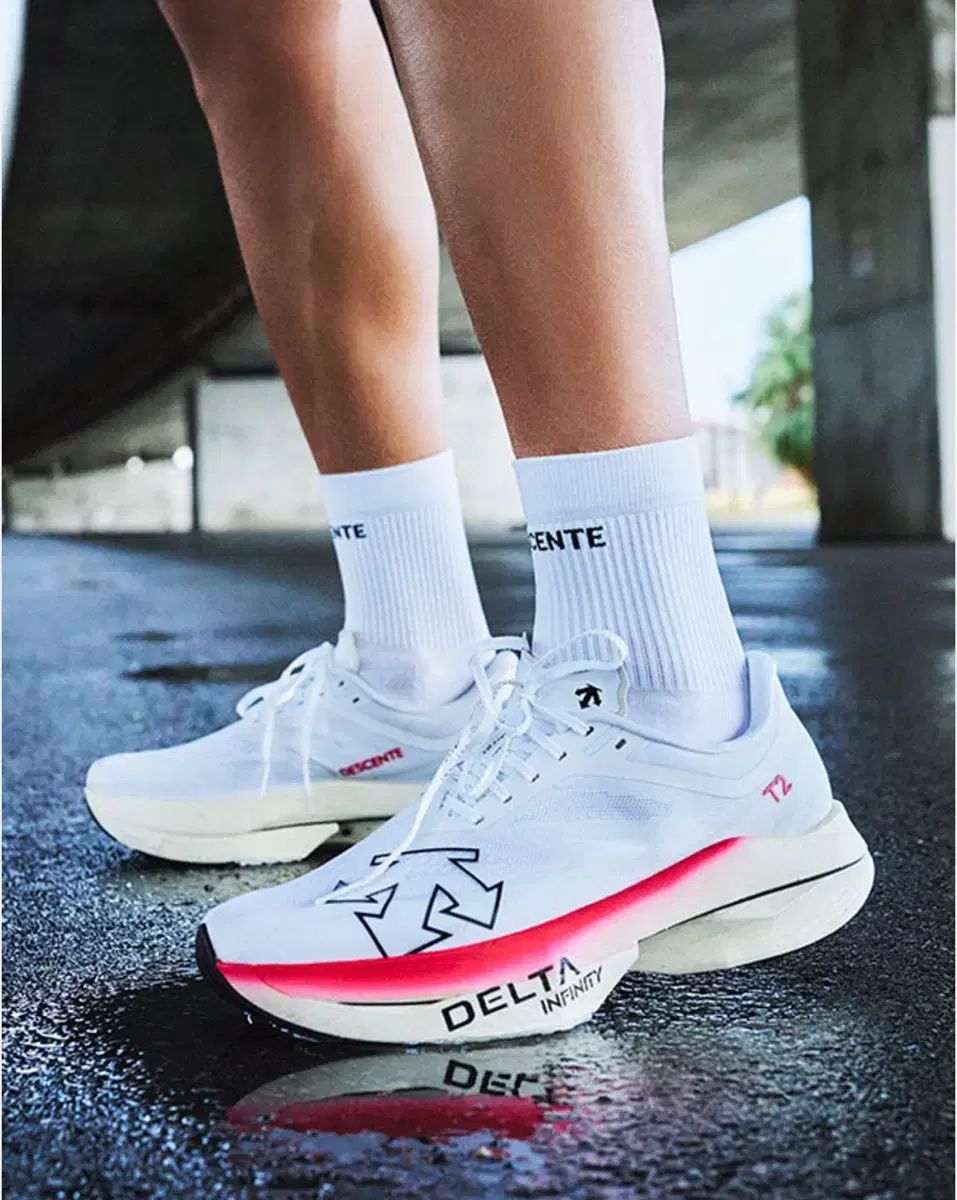 DESCENTE デサント