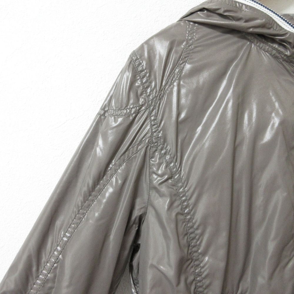 【美品】デュベティカ ダウンブルゾン パーカー 42 L グレー Acanto 美品】デュベティカ ダウンブルゾン パーカー 42 L グレー Acanto