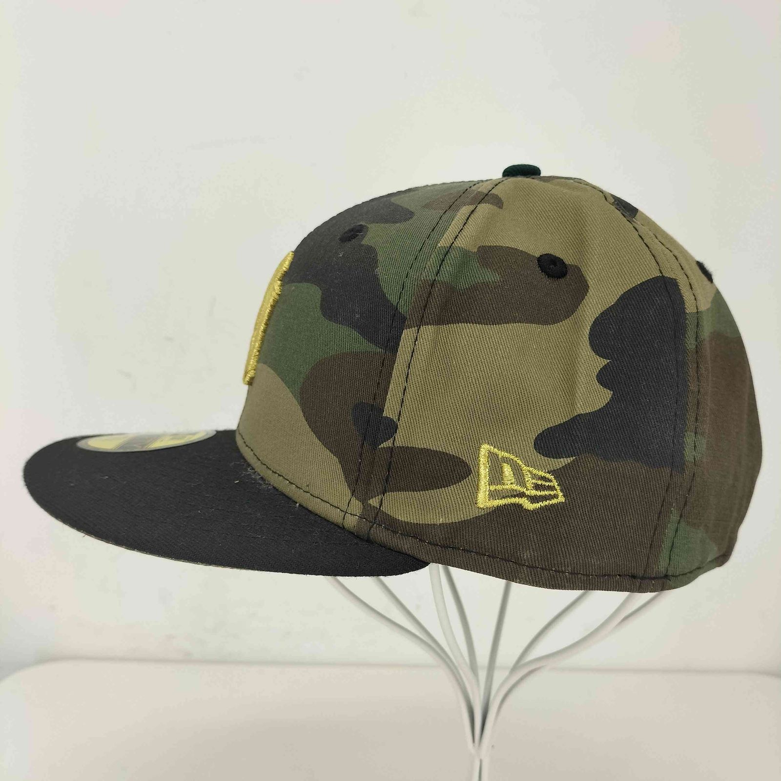 ニューエラ NEW ERA 59FIFTY 迷彩 チームロゴ 金刺繍 6パネル