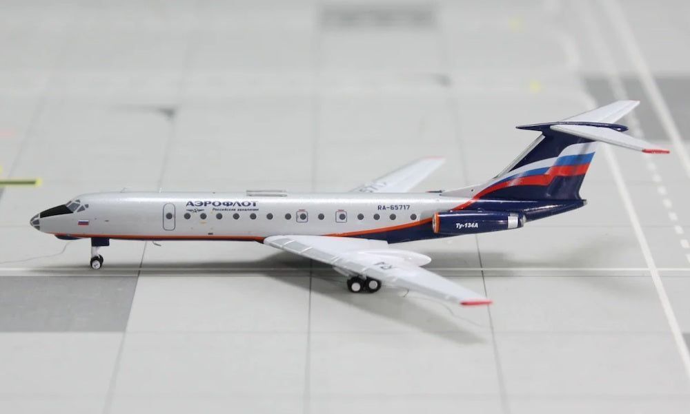 Pandamodel アエロフロート Tu-134 RA-65717 1|400