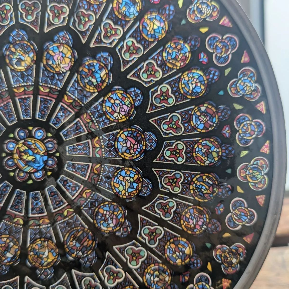 グラスマスターズ社 ノートルダム大聖堂 バラ窓 ローズウィンドウ