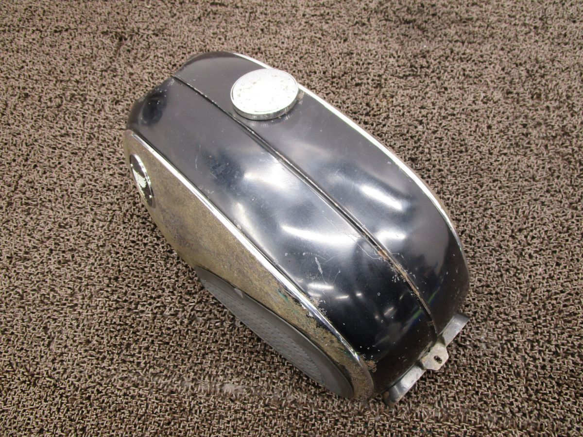 ガソリンタンク