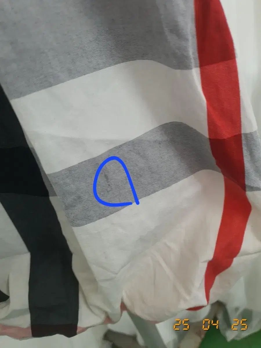 アンダースカートなし 裏面