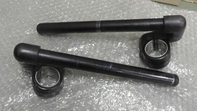 GSX250F　アクロス　GJ75A-104xxx　の　ハンドル　左右:#1706849122