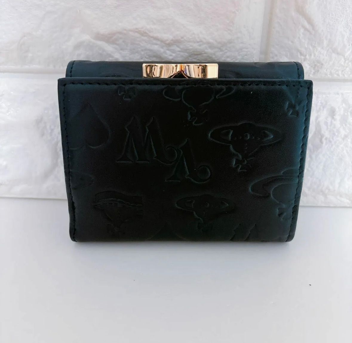 新品 ヴィヴィアン ウエストウッド Vivienne Westwood 3つ折り財布 ブラック