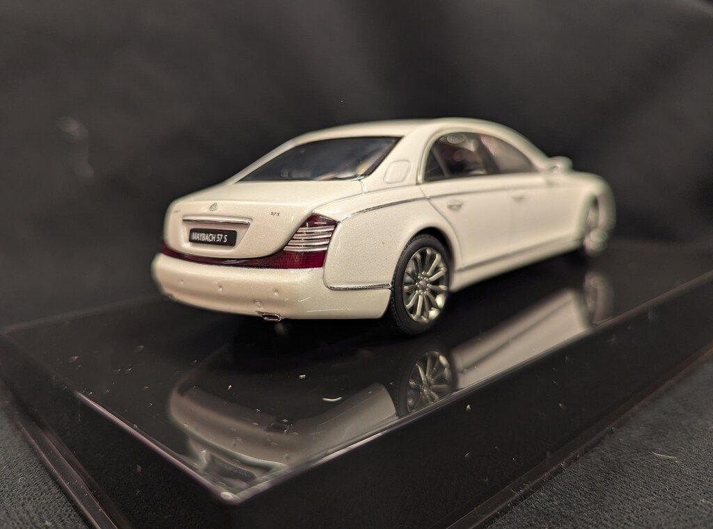 オートアート 1/43 マイバッハ 57 S 2005 ホワイト オートアート 1/43 マイバッハ 57 S 2005 ホワイト - メルカリ
