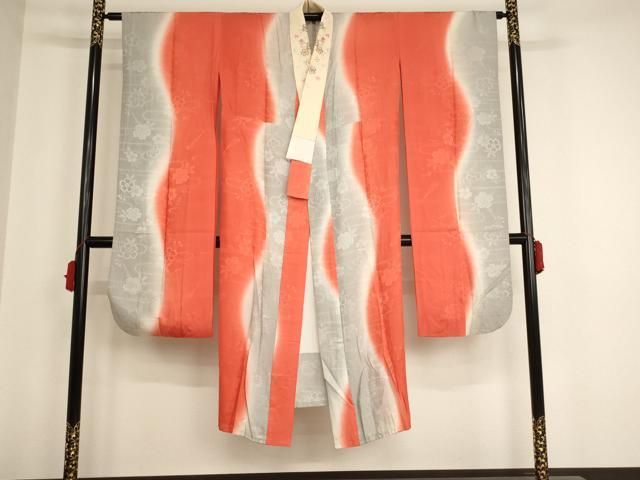 9901］長襦袢 美品 舞桜地紋 ぼかし 無双仕立て 半衿付 正絹 着物