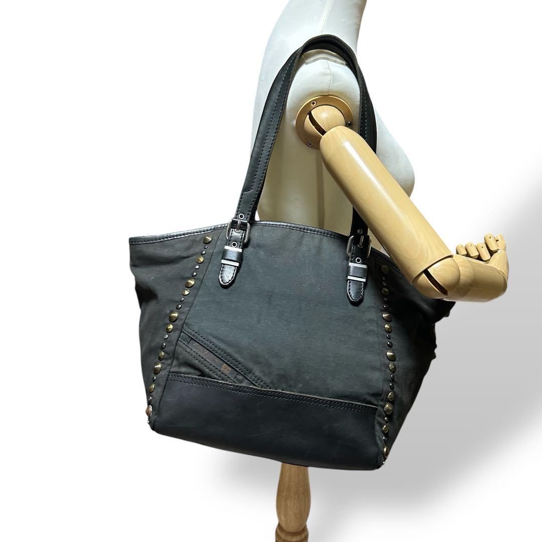 【DIESEL × IAMWHOIAMコラボ】スタッズ付きトートバッグ DIESEL - 良品 1111 DIESEL IAMWHOIAM コラボ トートバッグ