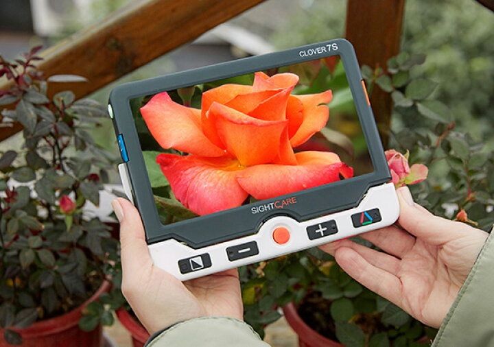 DD109 CLOVER 7S VIDEO MAGNIFIER クローバー7S 携帯型拡大読書