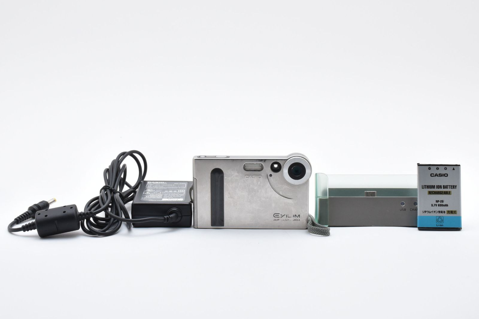 お取引中 CASIO EXILIM EX-ZS5 デジタルカメラ 充電器付き CASIO EXILIM ホワイト デジタルカメラ 充電器付き お取引中 CASIO