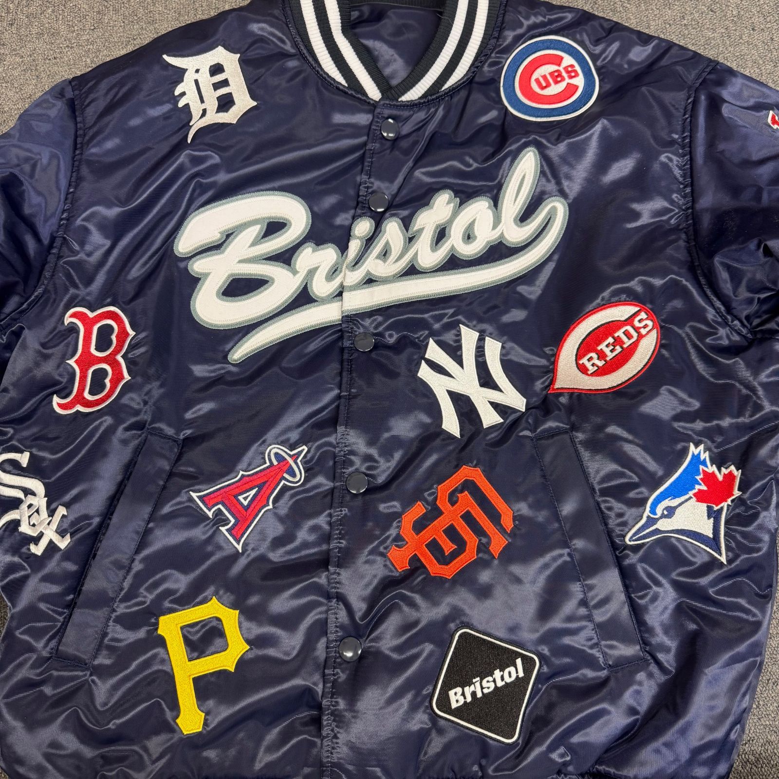 ブリストル　メジャーリーグ　スタジャン F.C.R.B.(F.C.Real Bristol) × FANATICS MLB TOUR ALLTEAM