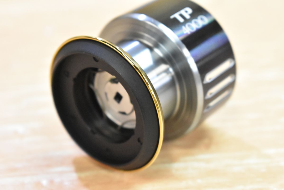 シマノ 15 ツインパワー 4000XG 純正スプール スピニングリール シマノ 15 ツインパワー 4000XG 純正スプール スピニングリール
