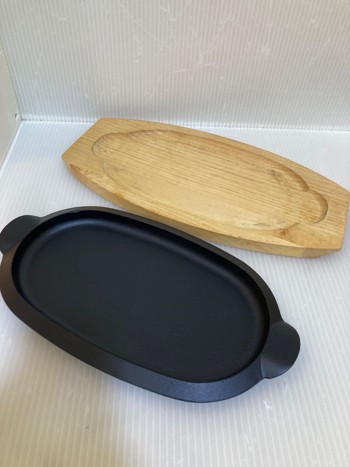 5697 本場盛岡 岩鋳の南部鉄器 ステーキ皿セット