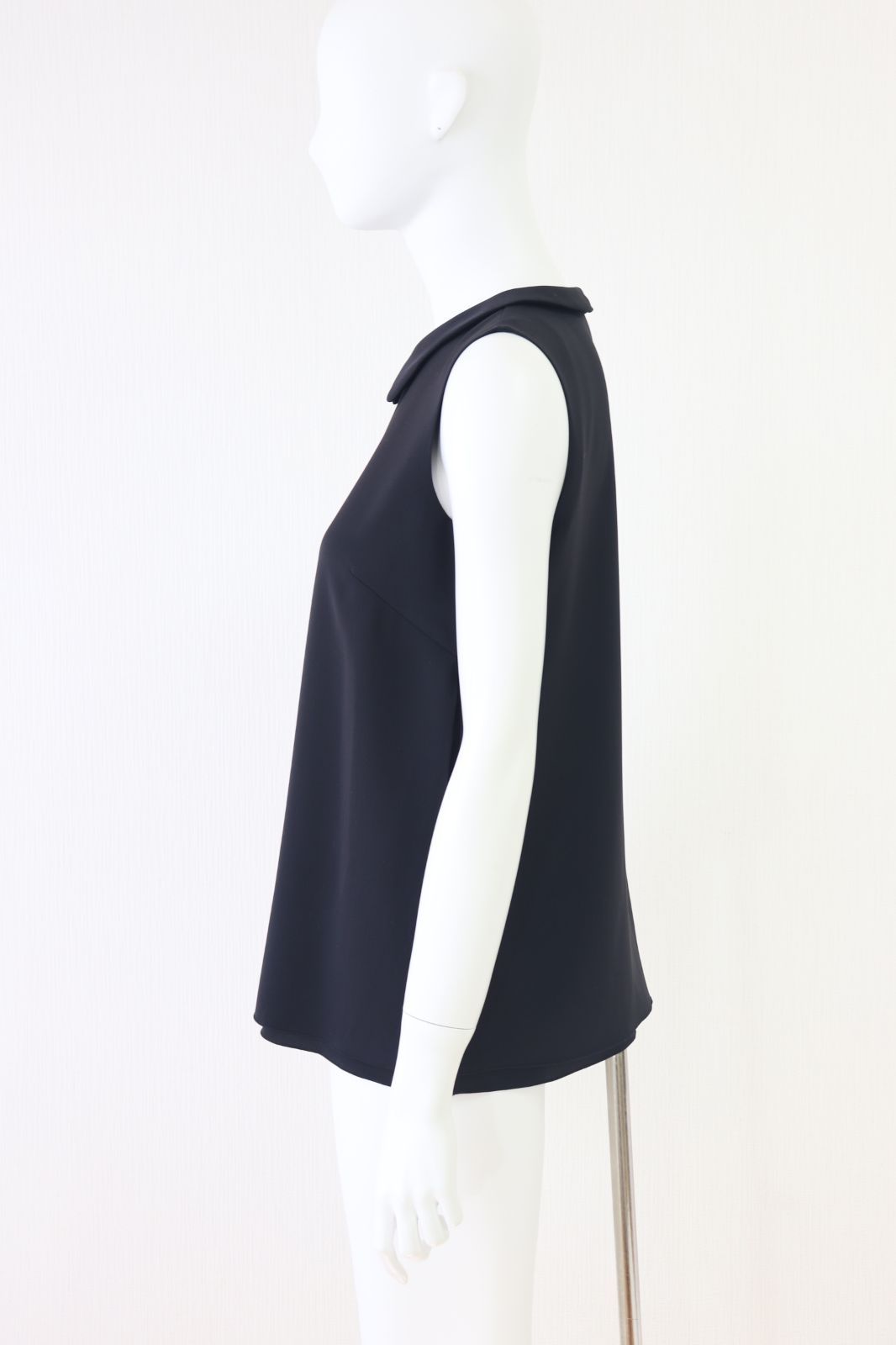FOXEY 　パリジェンヌ　ノースリーブブラウス　32633　黒　売れ筋商品|||フォクシー　38サイズ FOXEY NEW YORK パリジェンヌ ノースリーブブラウス 32633 黒