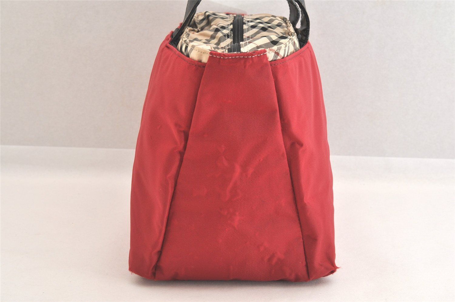 ナイロン レザー