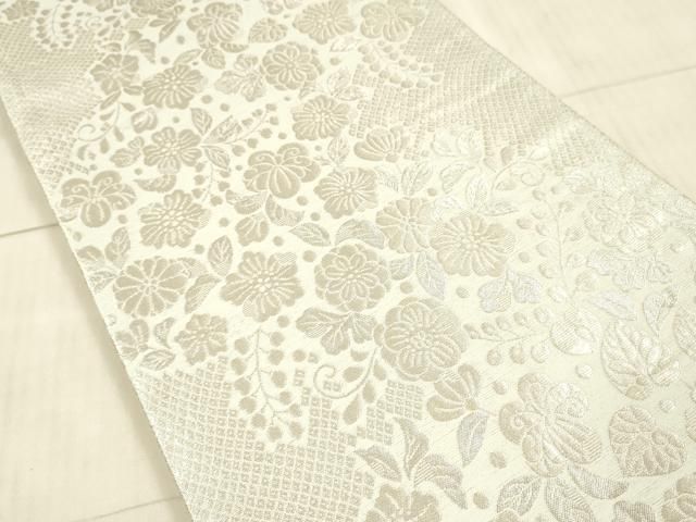 鹿の子草花文 金銀糸