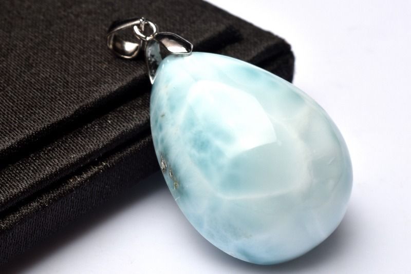 ラリマー　三大ヒーリングストーン　ペンダントトップ　ドミニカ共和国産 ラリマー 三大ヒーリングストーン ペンダントトップ ドミニカ共和国産