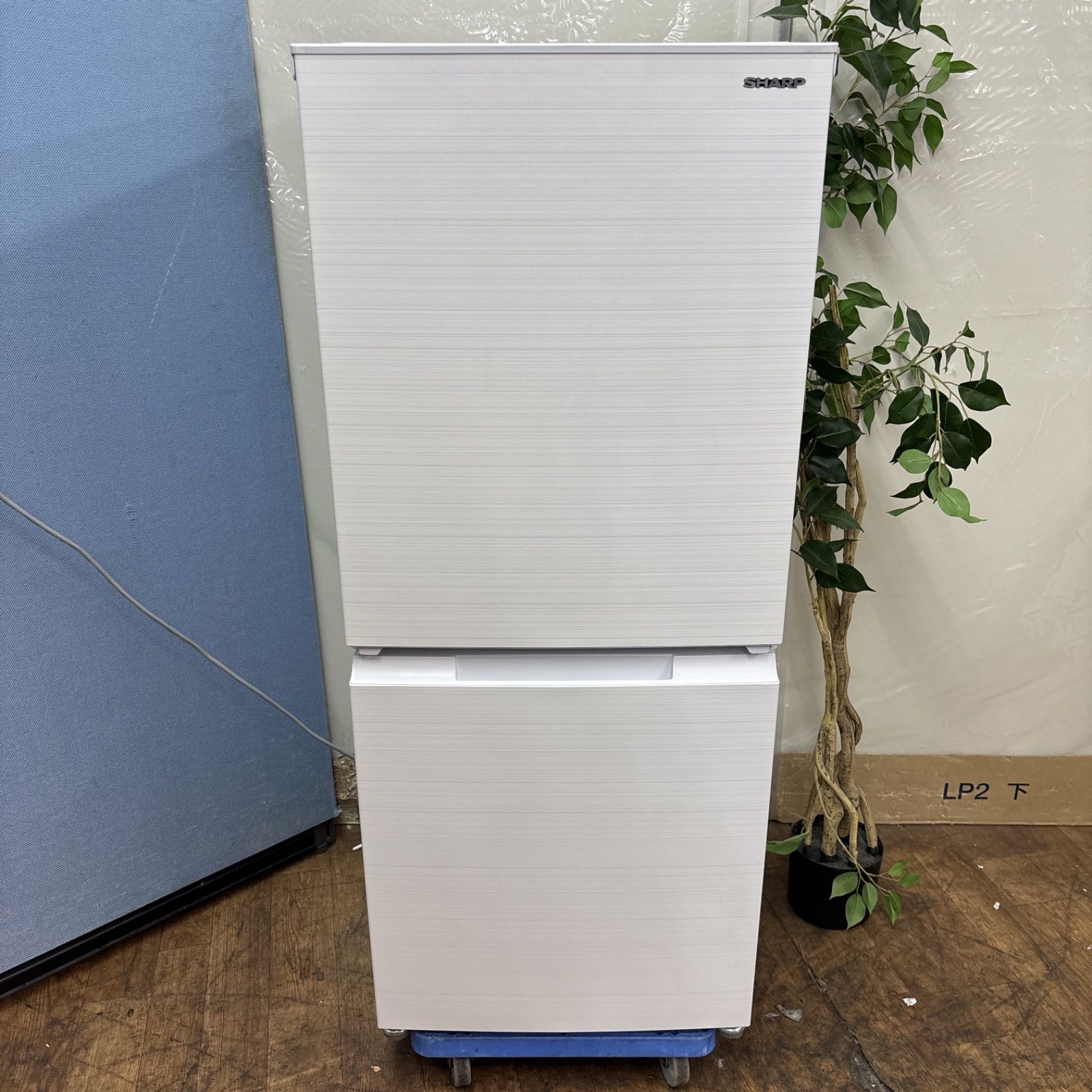 地域限定！配送無料＊SHARP 152L 2021年製＊0130-3 楽天市場】シャープ 152lの通販