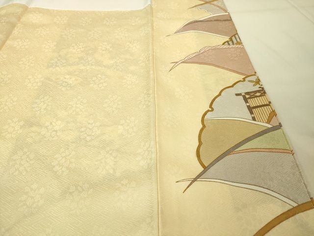 平和屋本店●極上　皇室献上作家　藤井寛　訪問着　駒刺繍　雪芝吉祥花文　鳥の子色地　金彩　逸品　DZAA2207kh4 平和屋本店○極上 皇室献上作家 藤井寛 訪問着 駒刺繍 雪芝吉祥花文