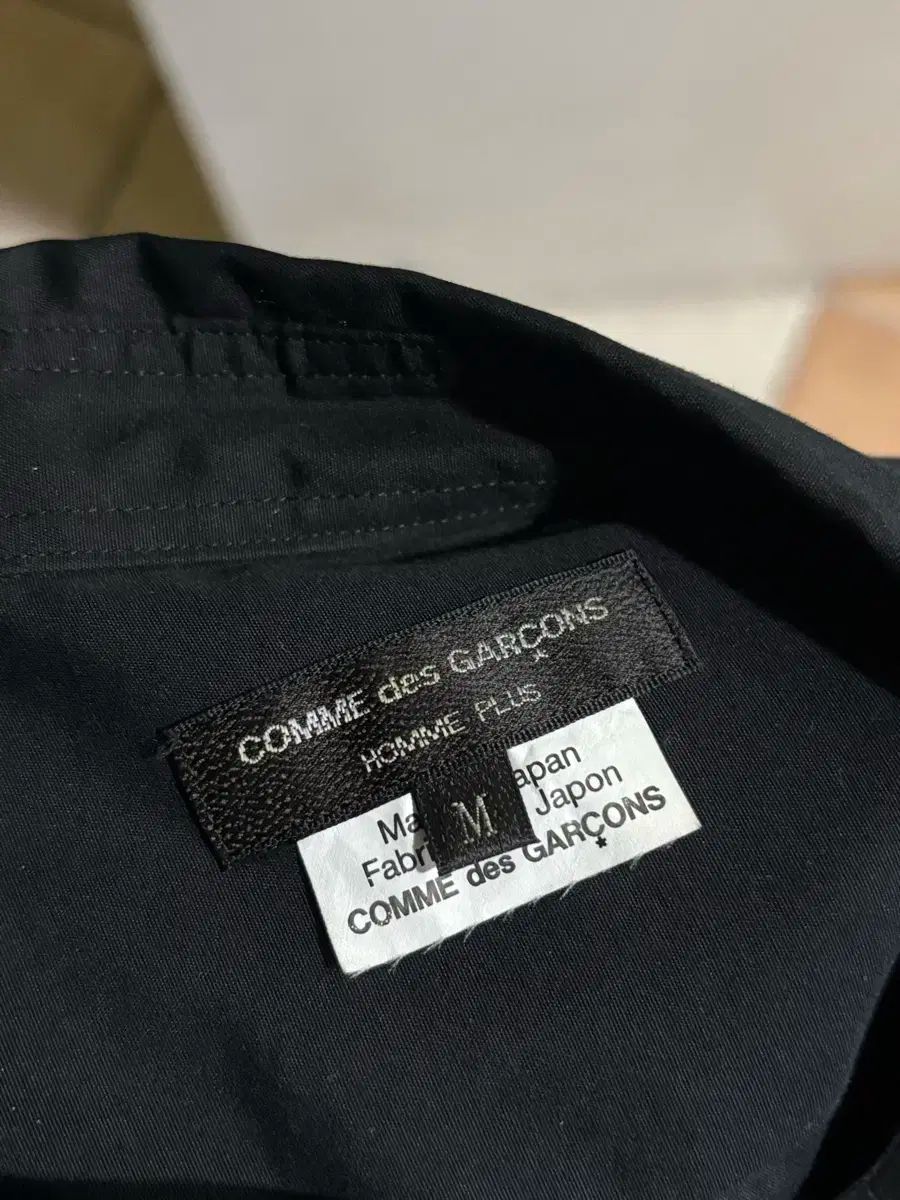 COMME des GARCONS コム デ ギャルソン ビッグボタン シャツ M