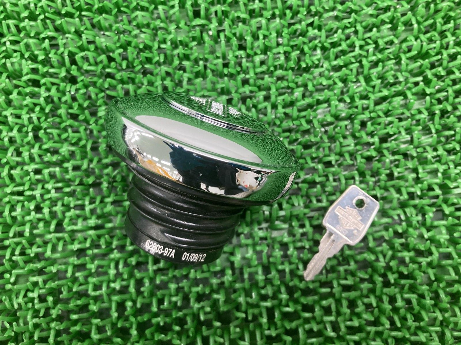 タンクキャップ 62803-97A ハーレー 純正 バイク 部品 鍵付き スポーツ
