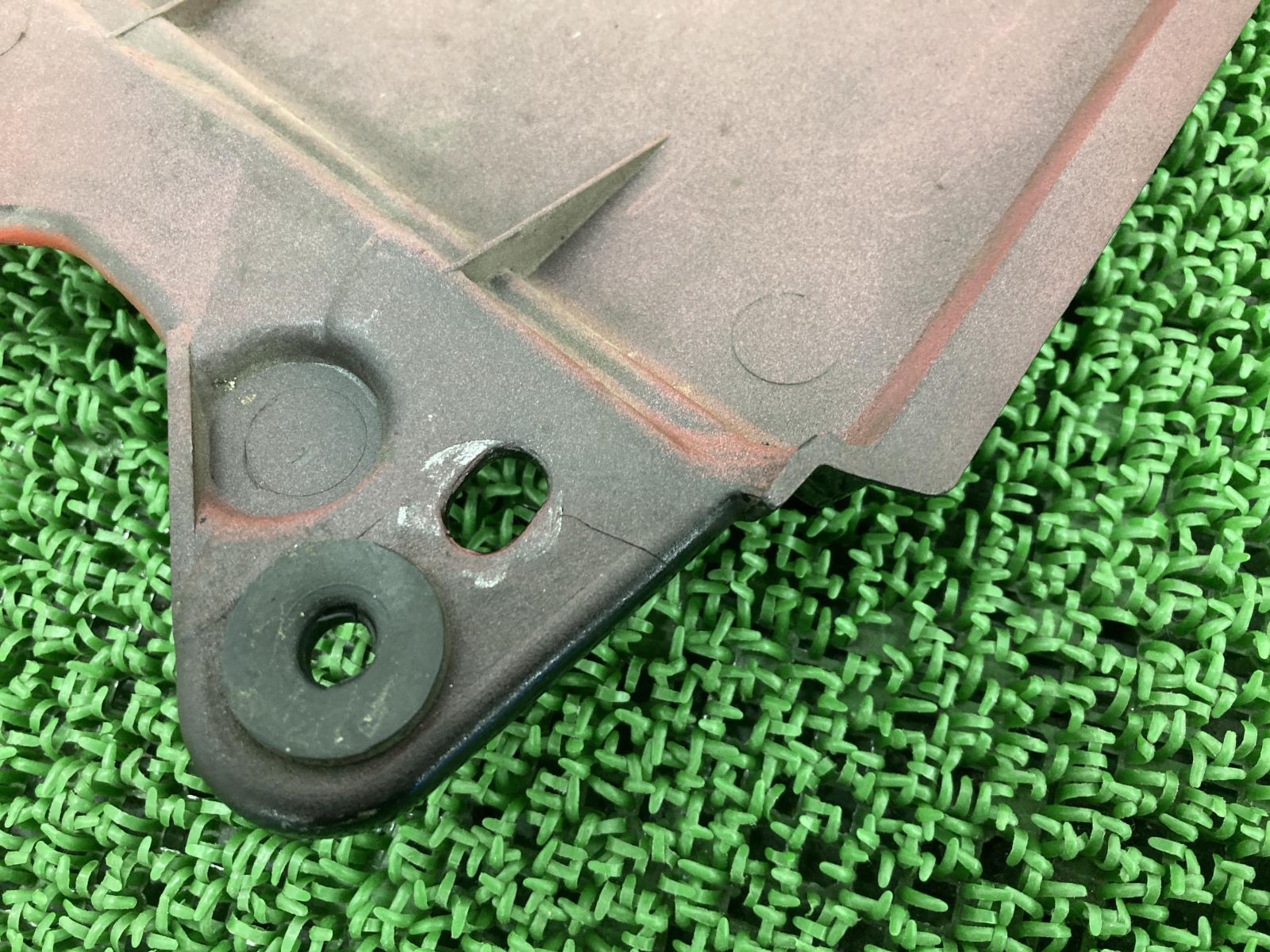 GSX-R1100 シートカウル 左 赤/黒 27A スズキ 純正 バイク 部品 GU74B