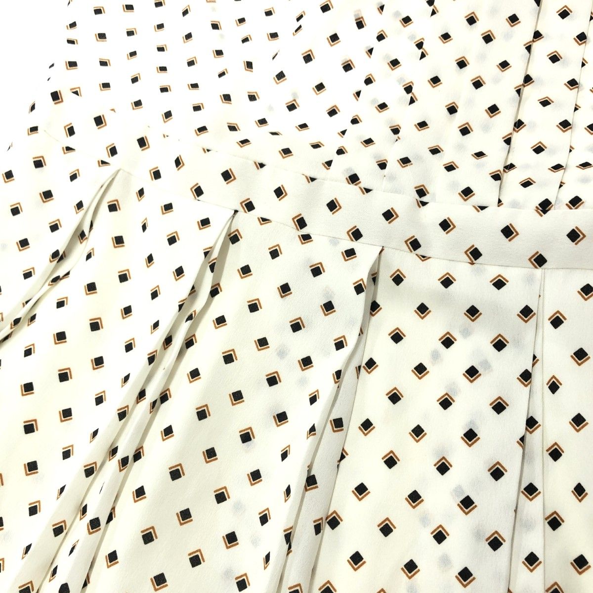 MACKINTOSH LONDON マッキントッシュロンドン 半袖 総柄 ピンタック  