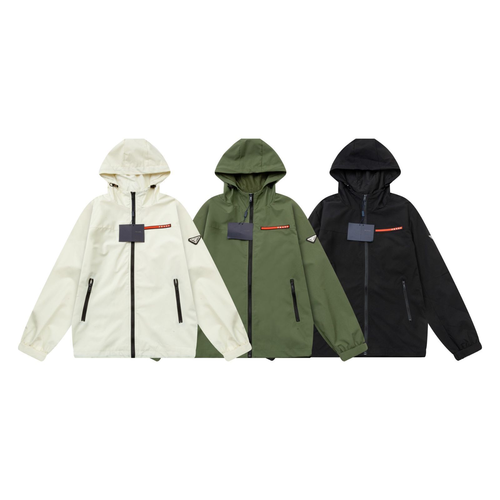 【PRADA】トライアングルロゴ フーディー 本日限定特価】PRADA メンズ フーディー トライアングルロゴ