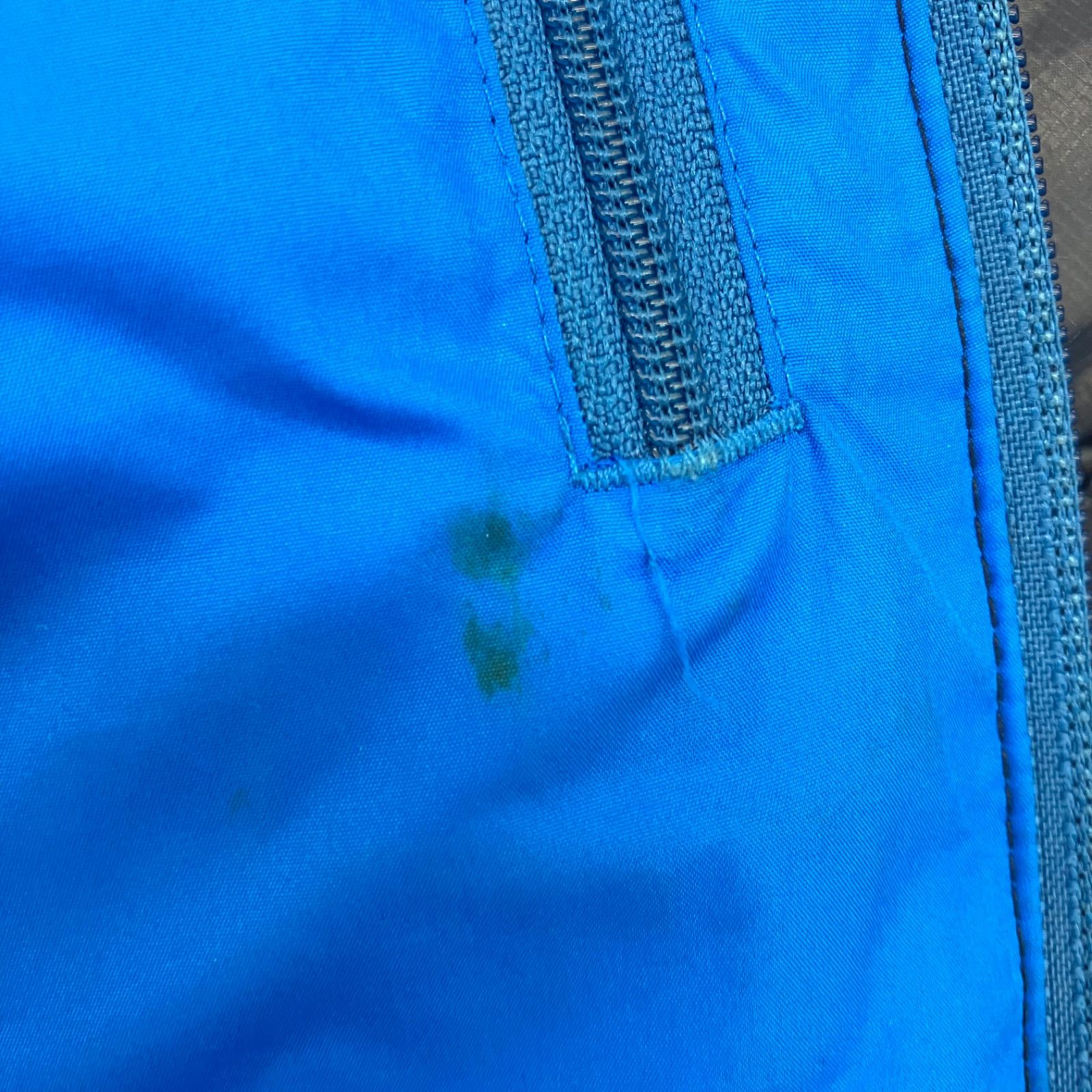 patagonia ネイビー ダウンジャケット 子供用 XL 14 パタゴニア ダウンジャケット キッズ用 patagonia パタゴニア キッズ