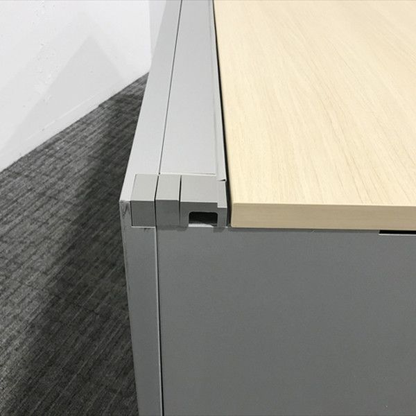 オフィスデスク パネル脚