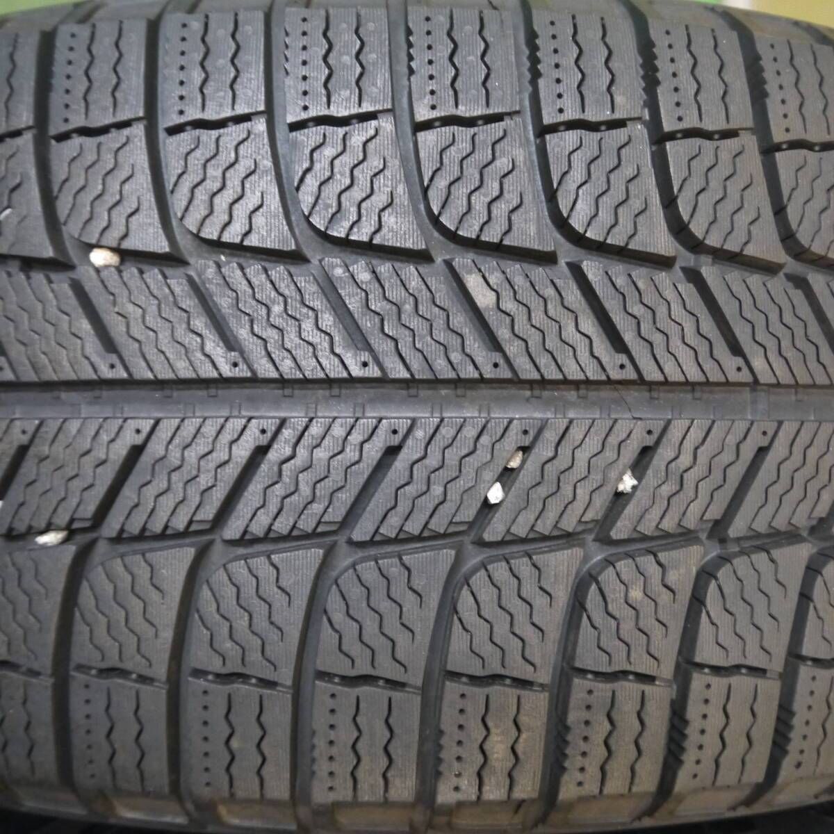 ◇新品ピレリ235/60R18スタッドレスセット2025年製 レクサスNXに 