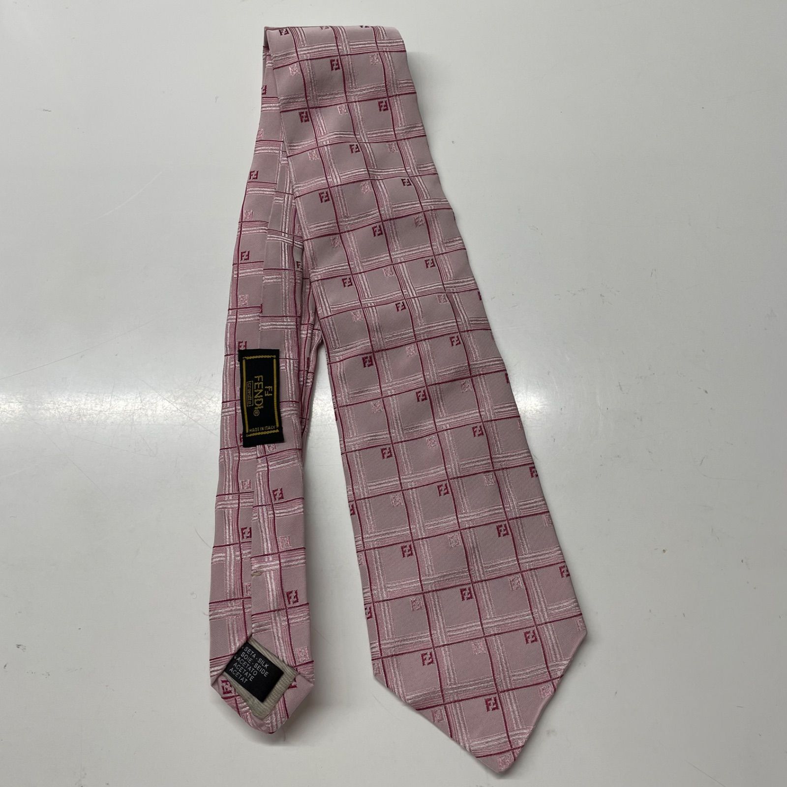 ◼︎FENDI【フェンディ】ネクタイ ピンク A24-281 - メルカリ