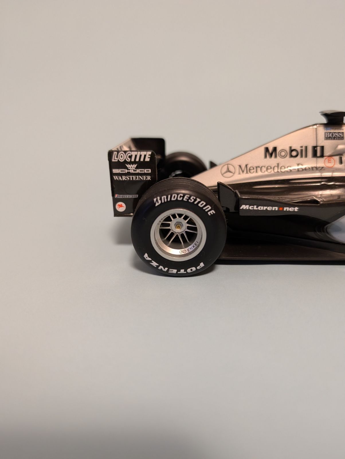 【ミニチャンプス　マクラーレン　MP4-14メルセデス　1999年1/18】 1/18 ミニチャンプス マクラーレンMP4/14 1999年チャンピオン