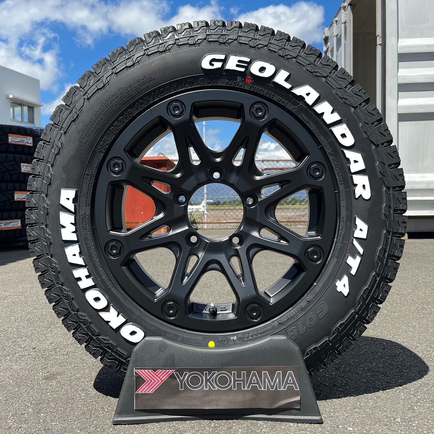5本セット価格】ジムニー タイヤホイール YOKOHAMA ジオランダー AT4 
