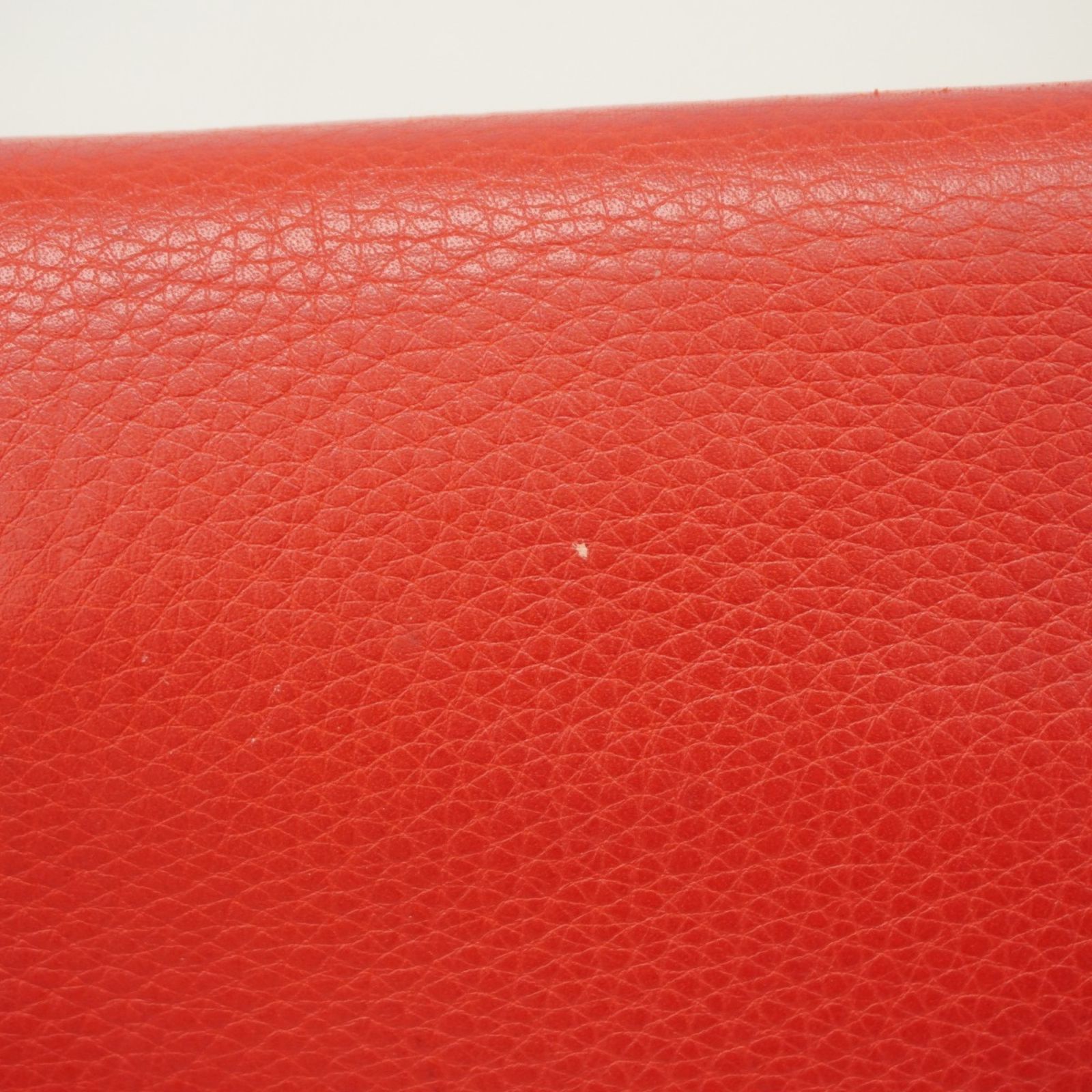 クラッチバッグ