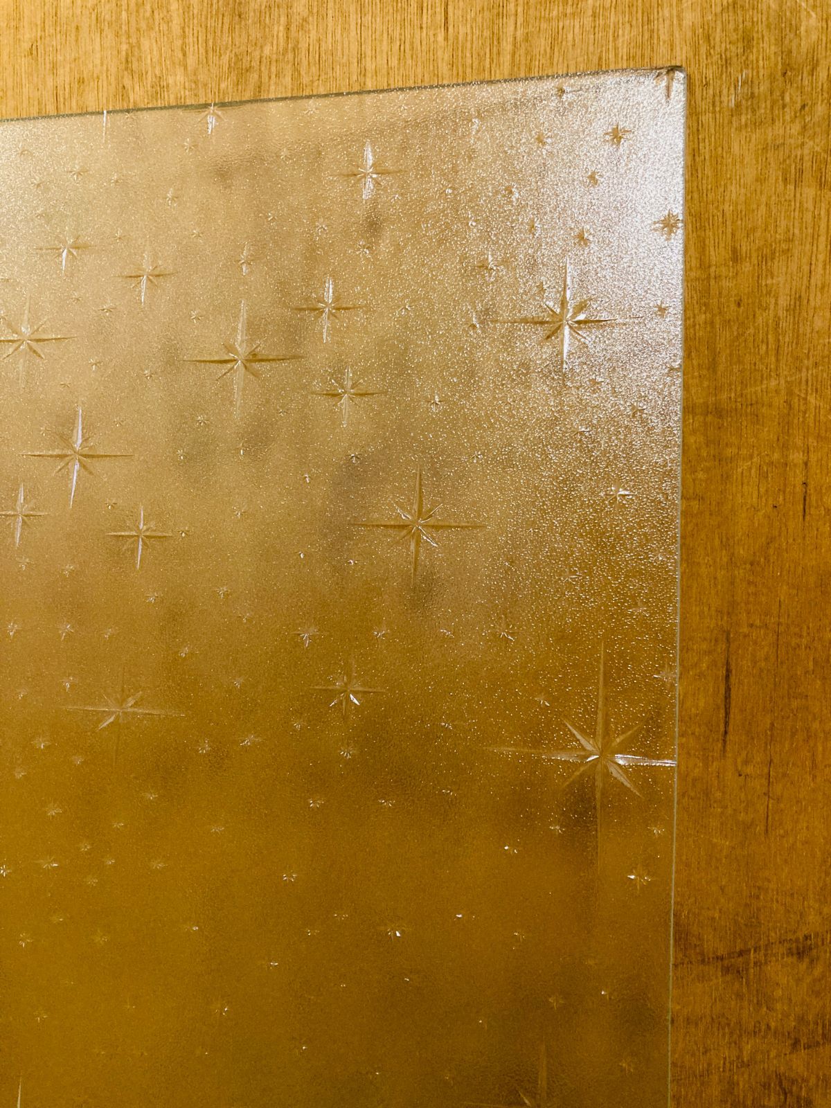 昭和レトロ 型板ガラス 「銀河」 厚さ４ミリ - メルカリ