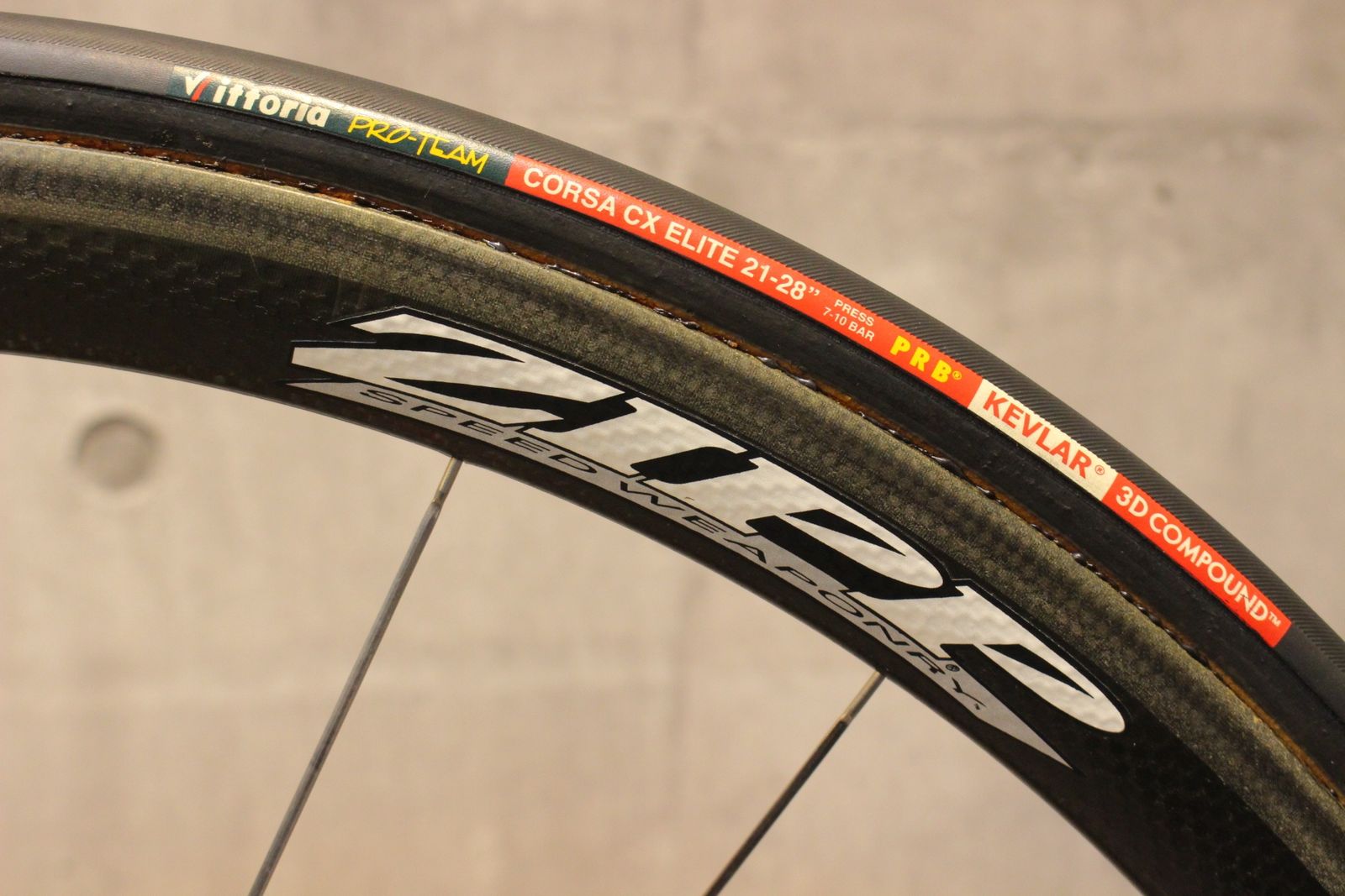 ZIPP 202 シマノ11 チューブラー ホイール ZIPP 202 シマノ11 チューブラー ホイール