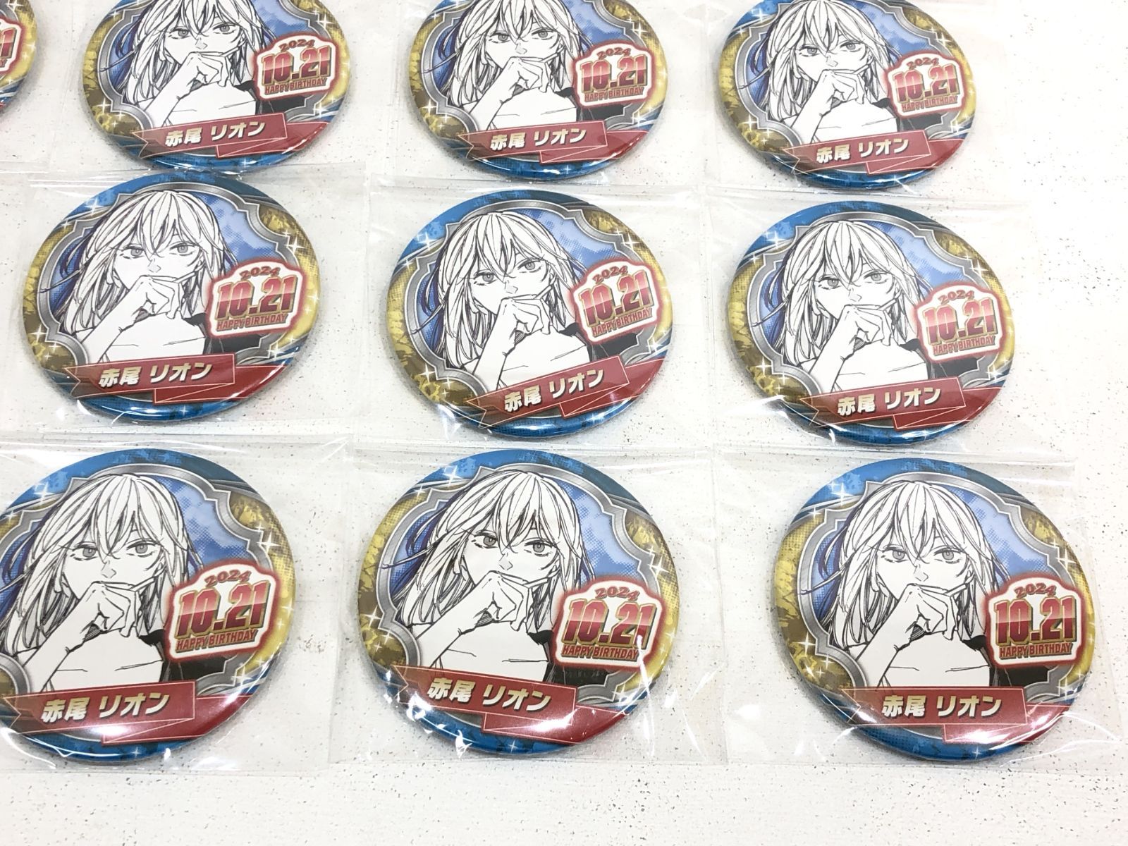 小牧店】SAKAMOTO DAYS 赤尾リオン バースデー缶バッジ 20個以上
