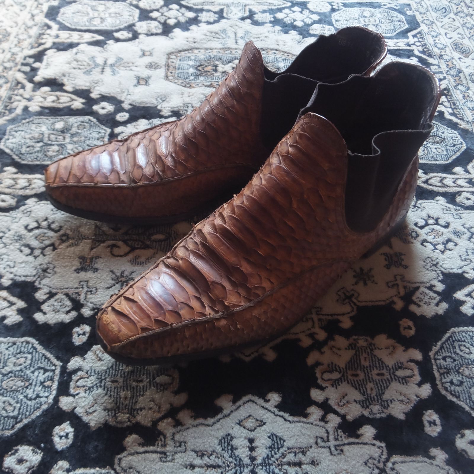 サルヴァトーレ フェラガモ 6 1/2 24 ネイビー バラ ヴァラ リボン