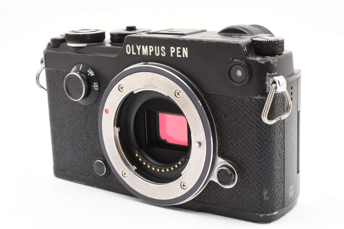OLYMPUS PEN-F