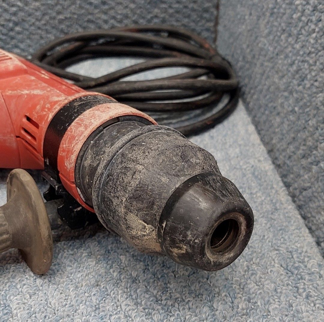 ☆ HILTI ハンマードリル 100V ケース付 中古品 TE504 ハンマドリル ヒルティ - メルカリ