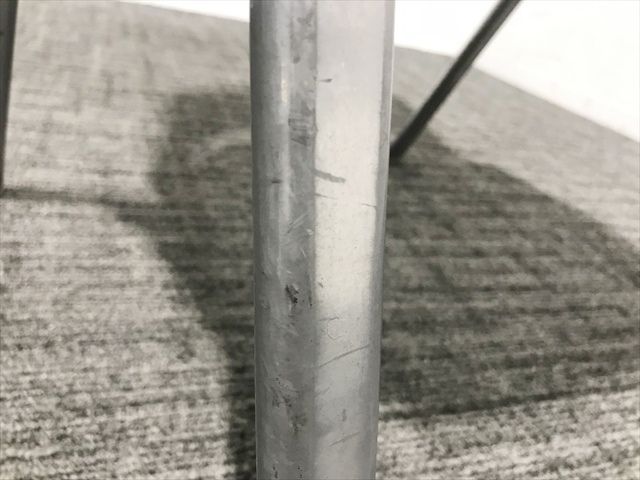 スタッキングチェア