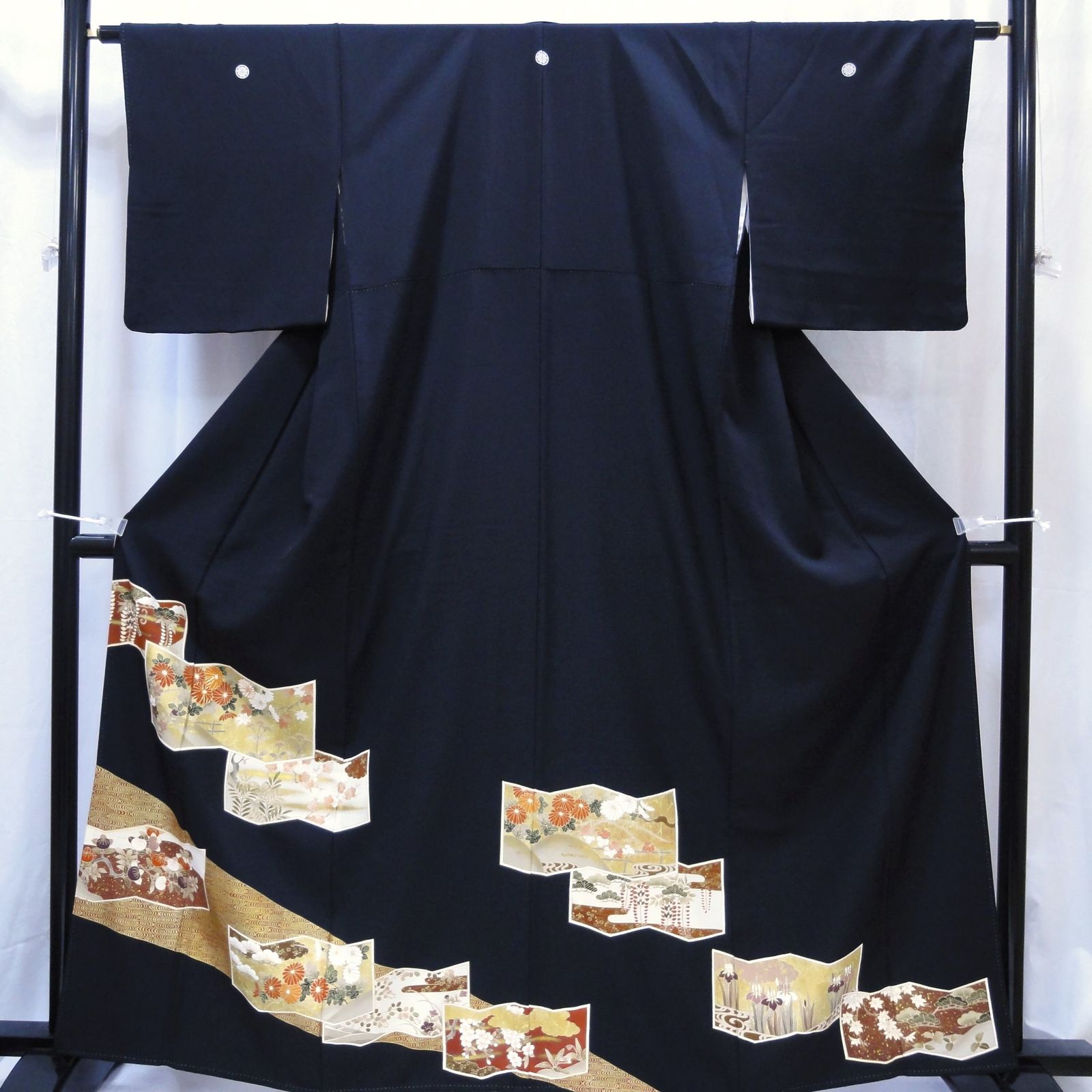 着物 黒留袖 松竹梅 菊 正絹 No.200701-0089 梱包サイズ80