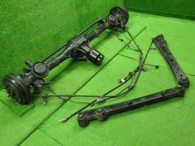 タント DBA-LA610S RアクスルホーシングASSY 42110-B2025 42111-B2190 9131