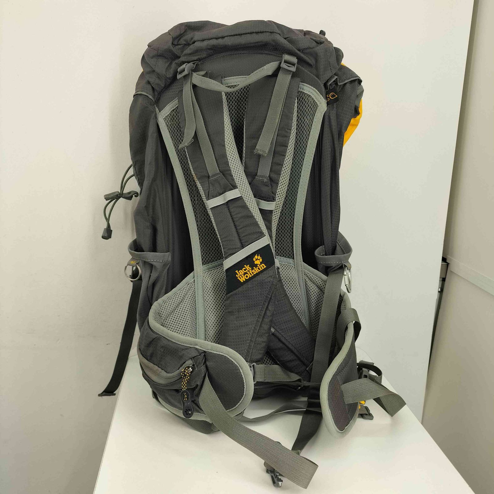 ジャックウルフスキン JACK WOLFSKIN Arosa26 マウンテンバックパック ジャックウルフスキン JACK WOLFSKIN Arosa26 マウンテンバックパック