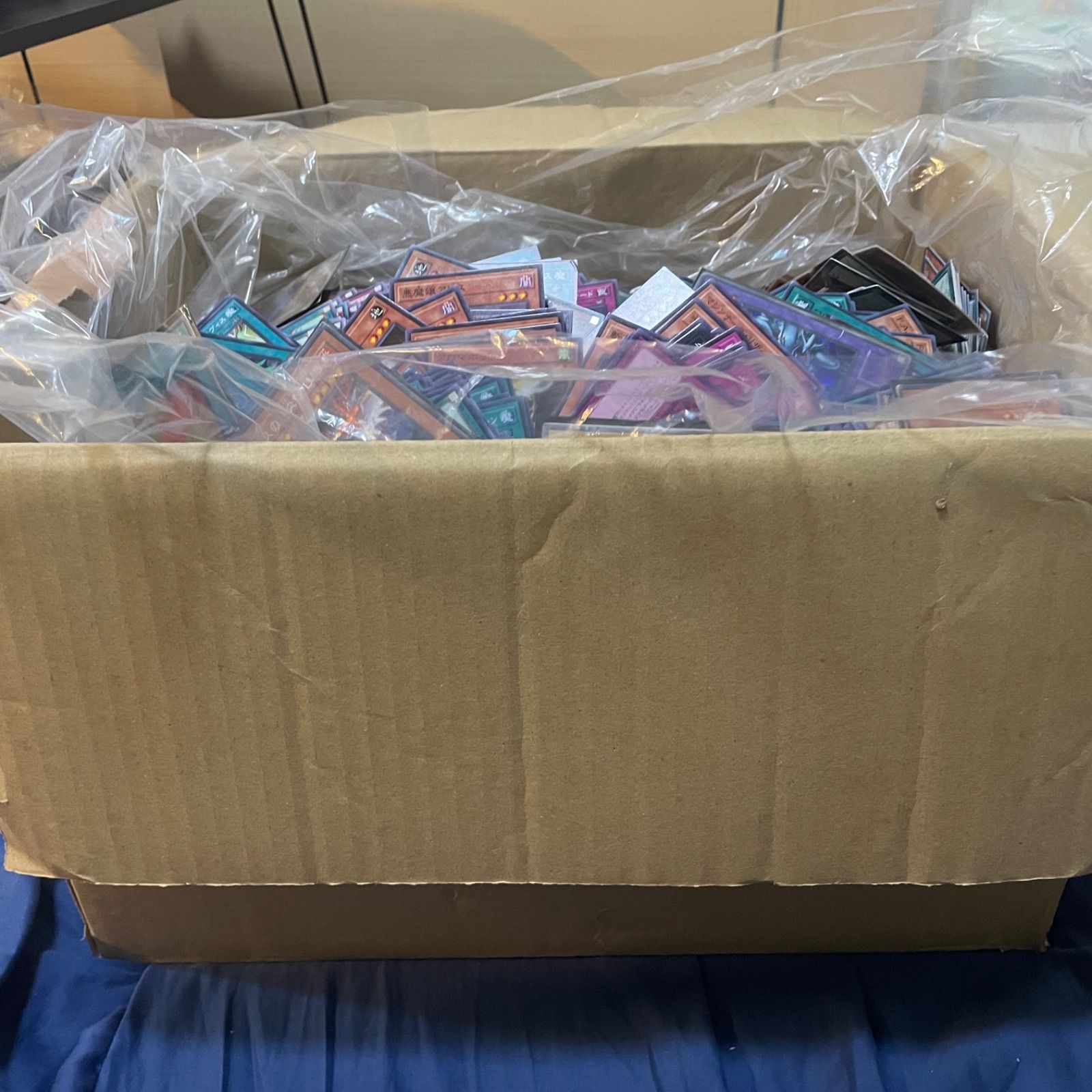 遊戯王 約10,000枚まとめ売り 引退品 大量 15 引退品】遊戯王 1万枚 まとめ売り 10000枚 引退 - メルカリ