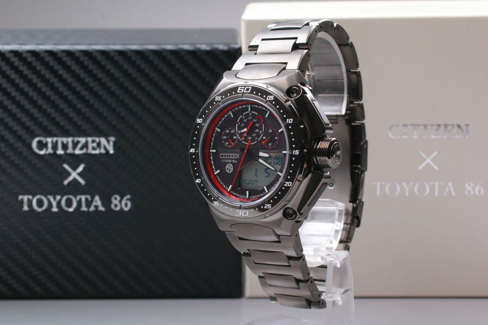 [新品未使用] Citizen Eco-Drive JW0104-51E Toyota 86 Limited Edition Titanium 腕時計 送料無料 無料返品対応